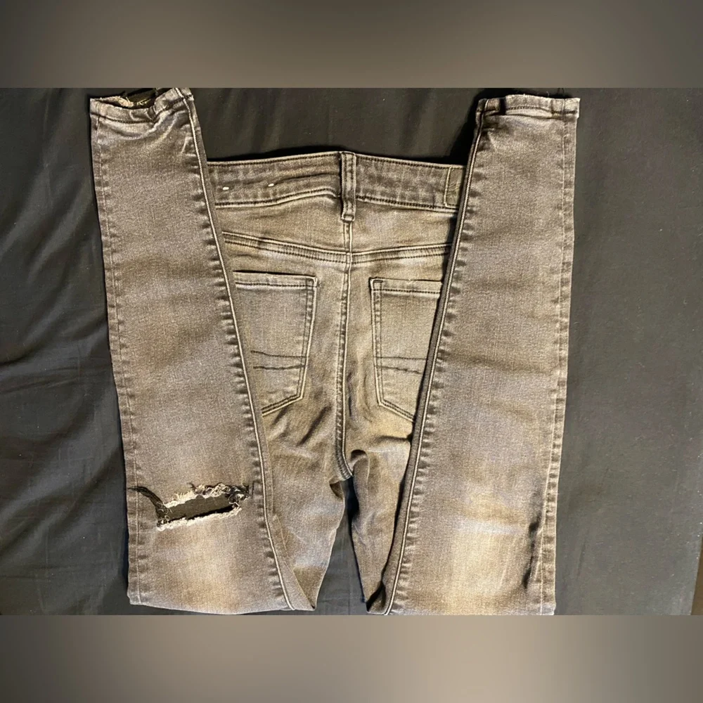 American Eagle Skinny Jeans - Picture 6 of 8